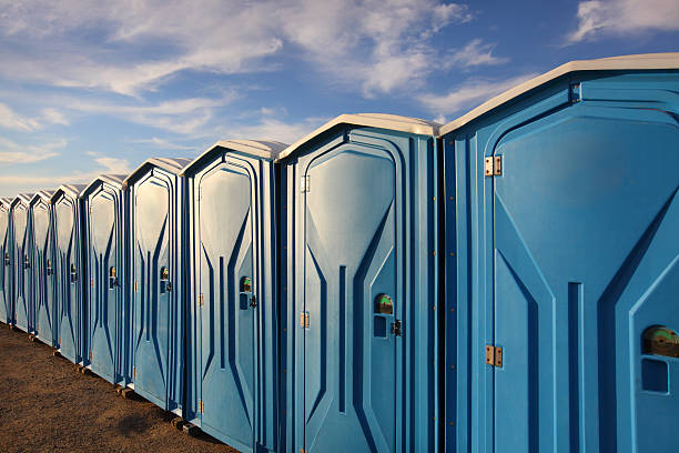 Best Standard Portable Toilet Rental  in Strafford, MO